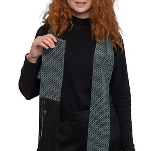 Joseph Scarf Men size 10X180 Black